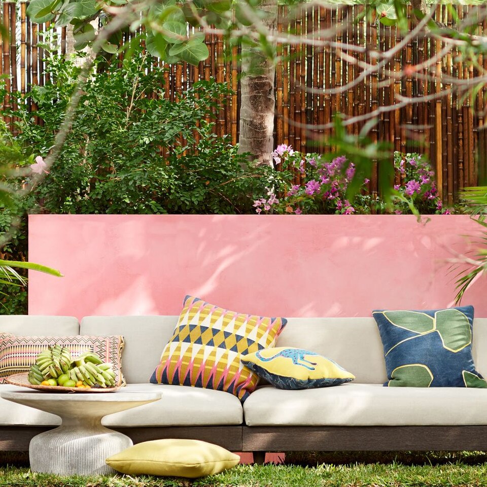 Tambor Indoor/Outdoor Round Coffee Table (76 cm) West Elm UK